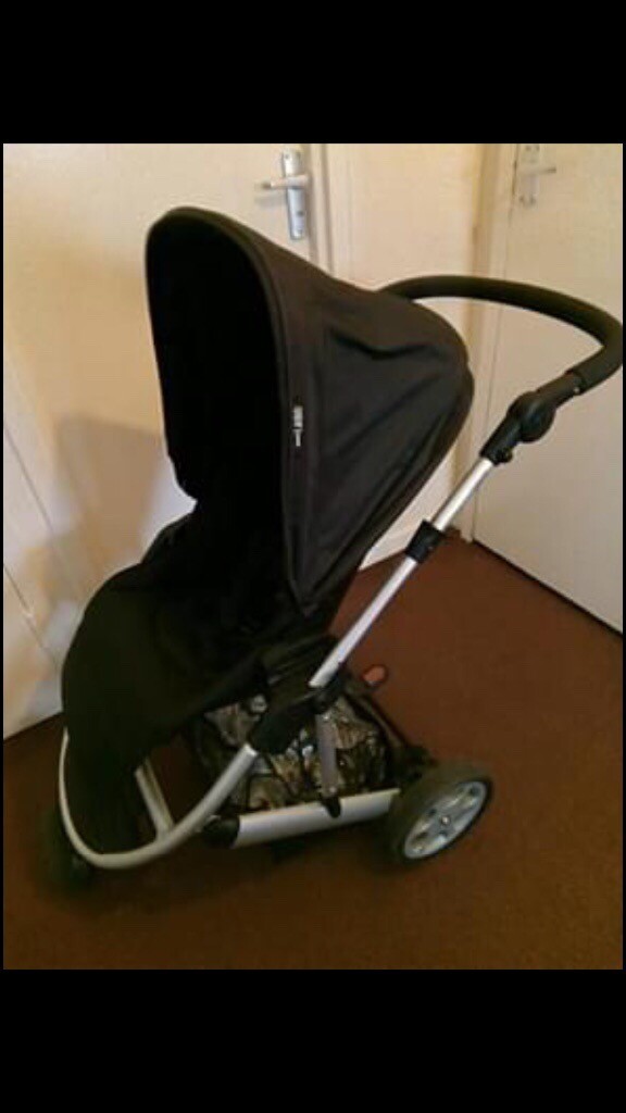 mamas and papas zoom carrycot